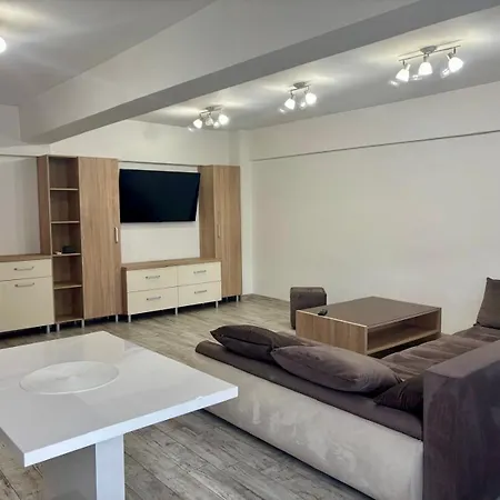 Apartment Sara Luxury - 3 Lux Cu Terasa Centru - Universitate, Craiova