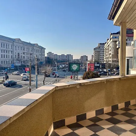 Sara Luxury - 3 Lux Cu Terasa Centru - Universitate, * Craiova